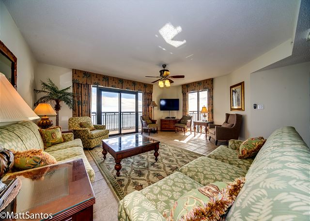 South Wind on the Ocean Penthouse 1506